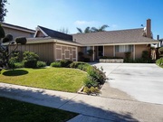 Ready to show 3 bedroom/2bathroom home in Huntington Beach